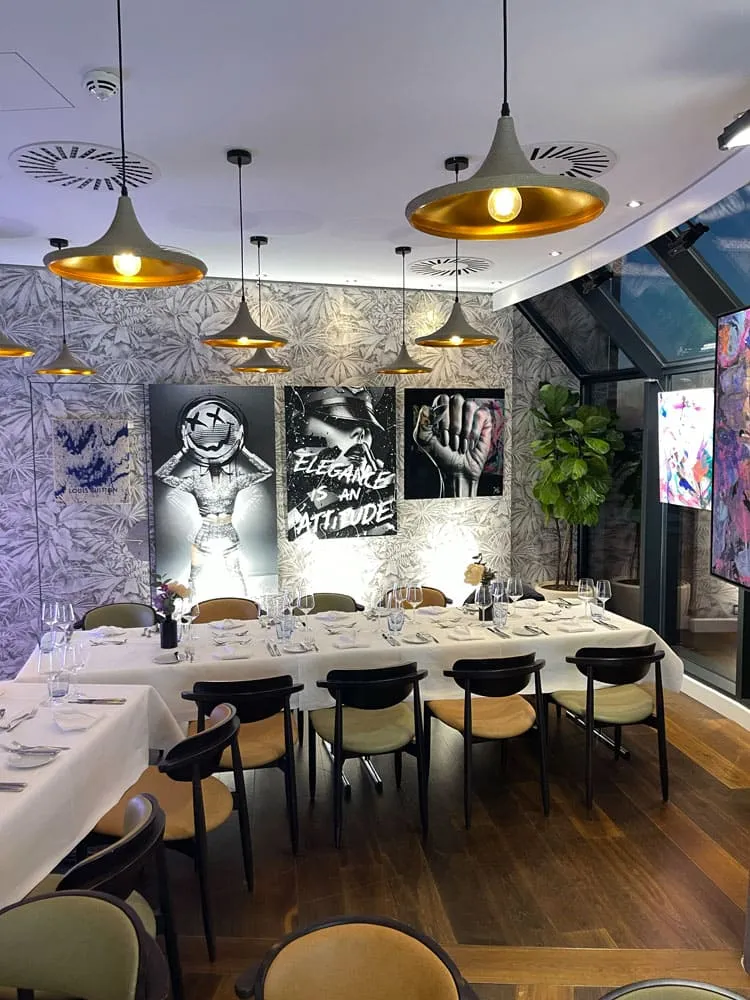Zwischen Kunst, Kulinarik und Begegnungen 1 sascha dahl artdinner privat dining koeln 019