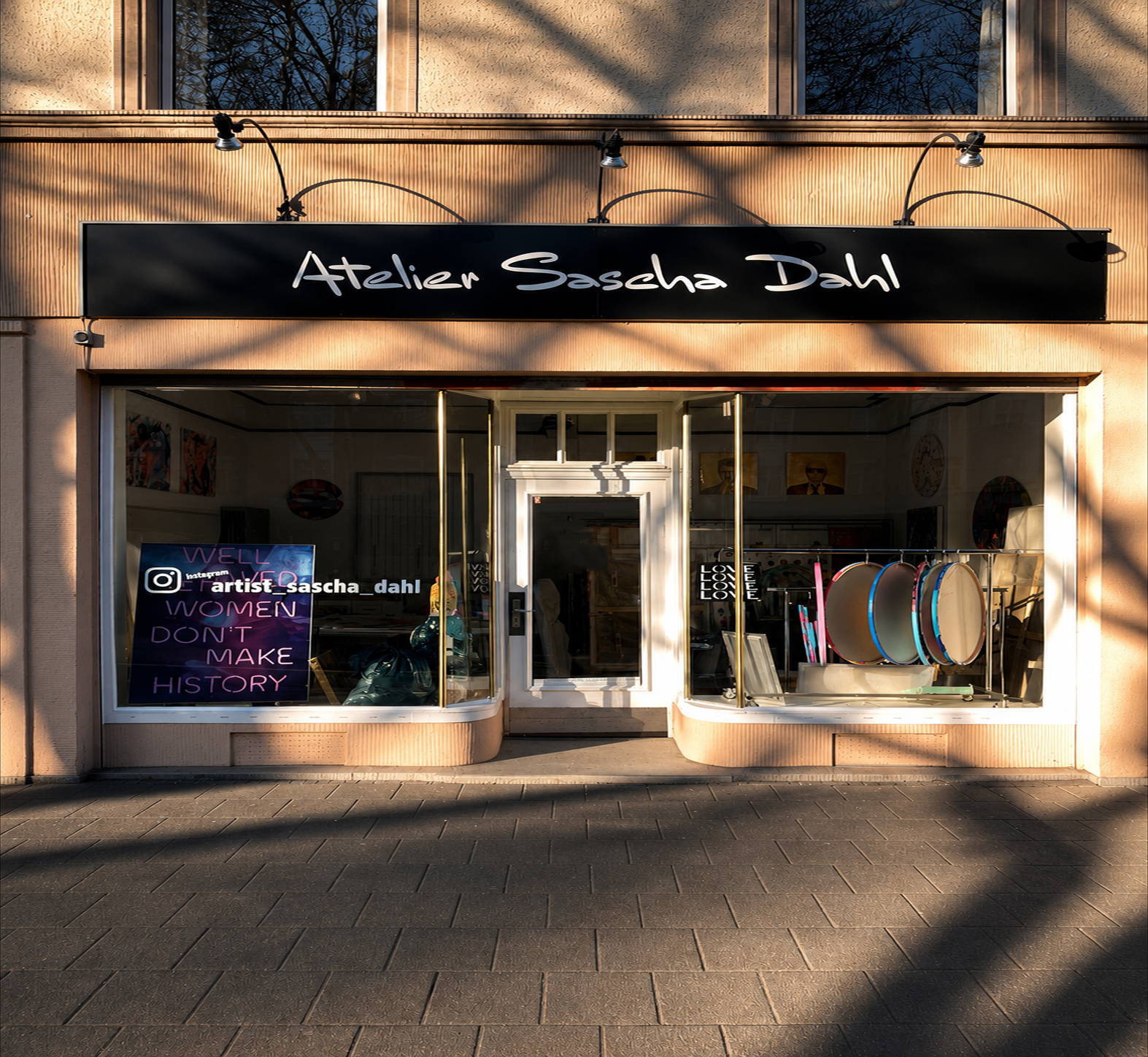 WHERE THE UNIVERSE BEGINS 1 Galerie Atelier Sascha Dahl