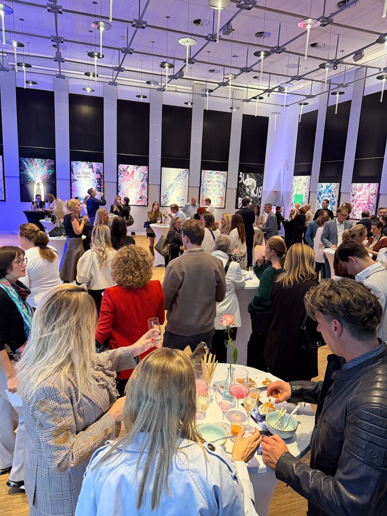 Danke Hannover! Eröffnung der Sascha Dahl Art Suite 4 Sascha Dahl Eroeffnung Art Suite Sheraton Pelikan Hotel 0009