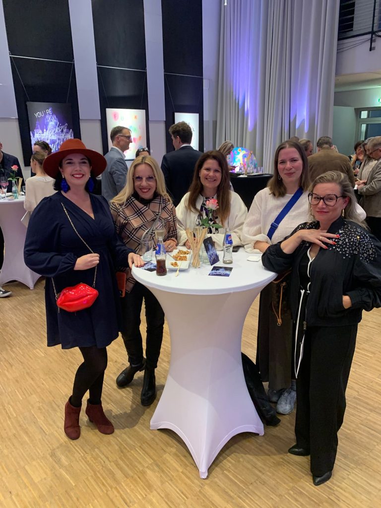 Danke Hannover! Eröffnung der Sascha Dahl Art Suite 14 Sascha Dahl Eroeffnung Art Suite Sheraton Pelikan Hotel 0012