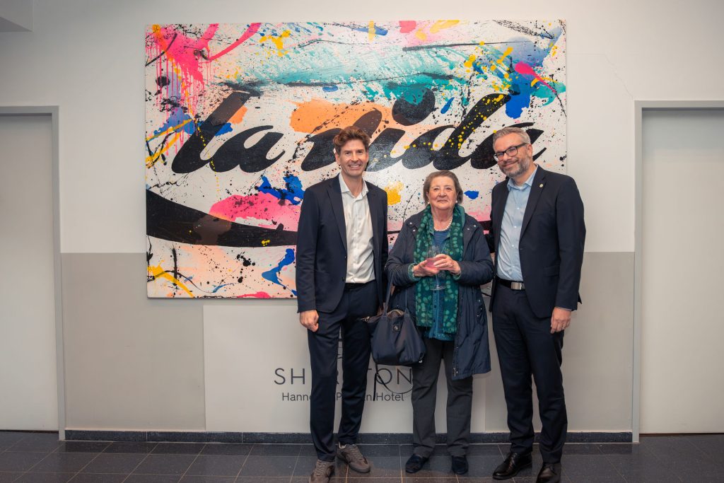 Danke Hannover! Eröffnung der Sascha Dahl Art Suite 32 Sascha Dahl Eroeffnung Art Suite Sheraton Pelikan Hotel 0018