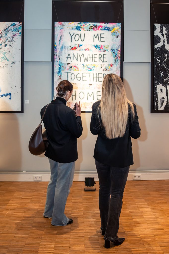Danke Hannover! Eröffnung der Sascha Dahl Art Suite 9 Sascha Dahl Eroeffnung Art Suite Sheraton Pelikan Hotel 0023