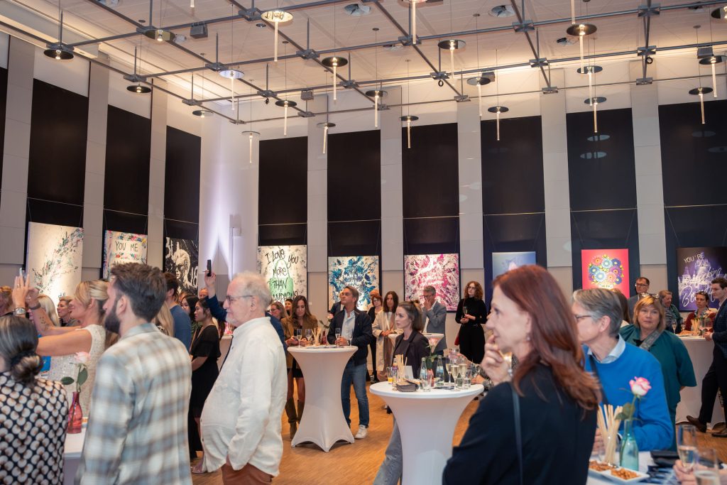 Danke Hannover! Eröffnung der Sascha Dahl Art Suite 11 Sascha Dahl Eroeffnung Art Suite Sheraton Pelikan Hotel 0024