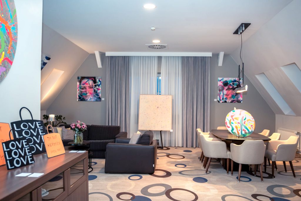 Danke Hannover! Eröffnung der Sascha Dahl Art Suite 109 Sascha Dahl Art Suite Sheraton Pelikan Hotel 0019